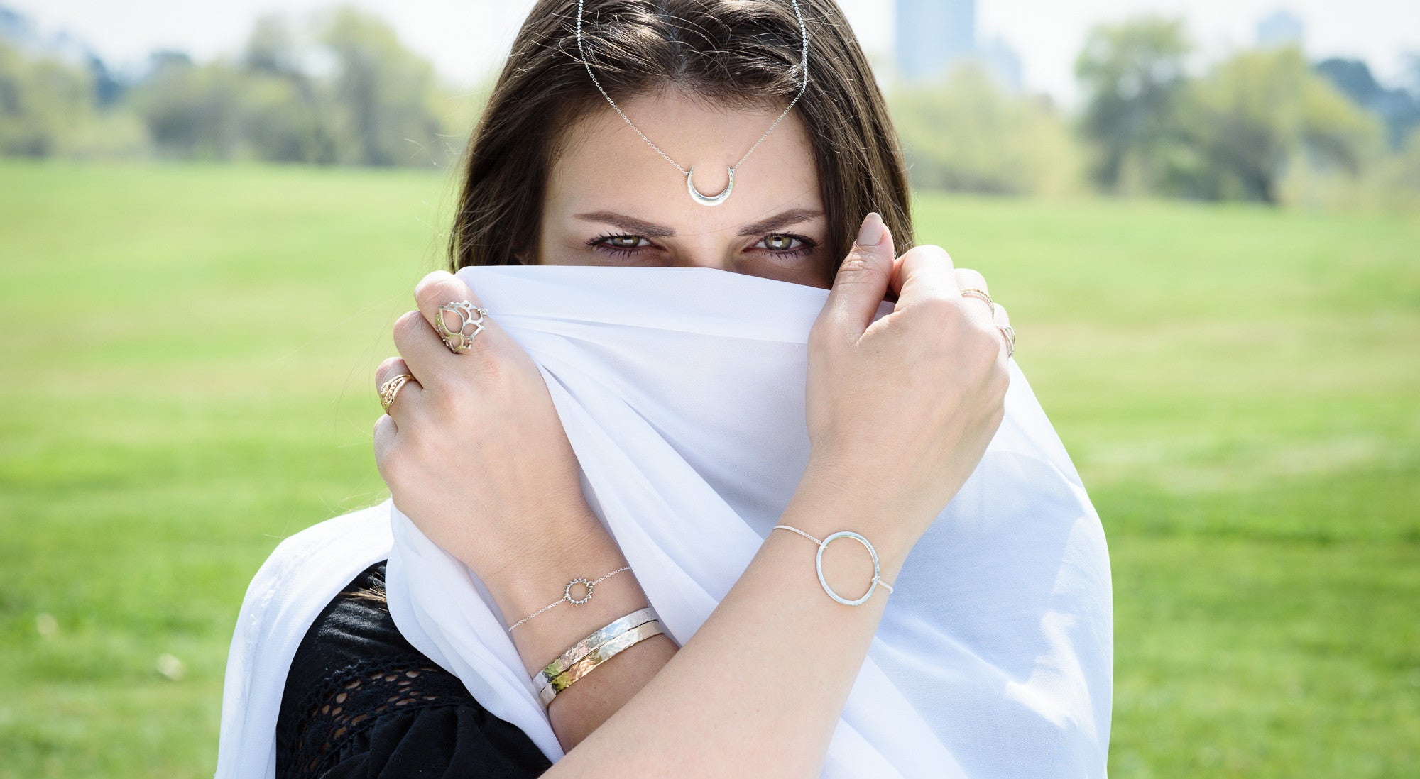 Liya chain with S Sun Pendant