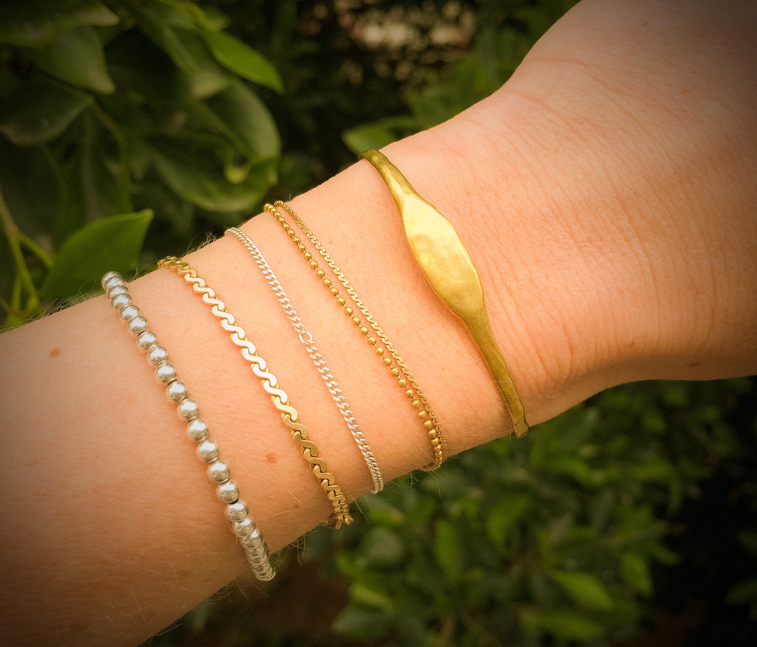 Flat in the middle cuff bracelet